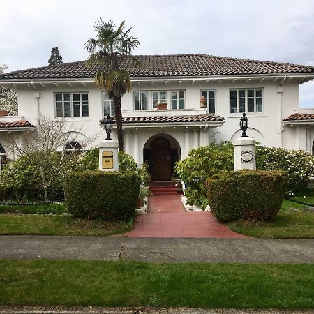 The Villa Bed & Breakfast (Adults Only) Tacoma Exteriör bild