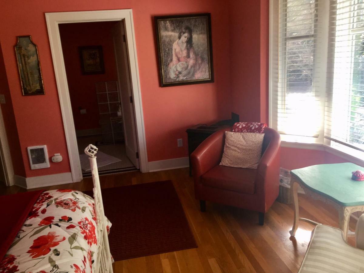 The Villa Bed & Breakfast (Adults Only) Tacoma Rum bild