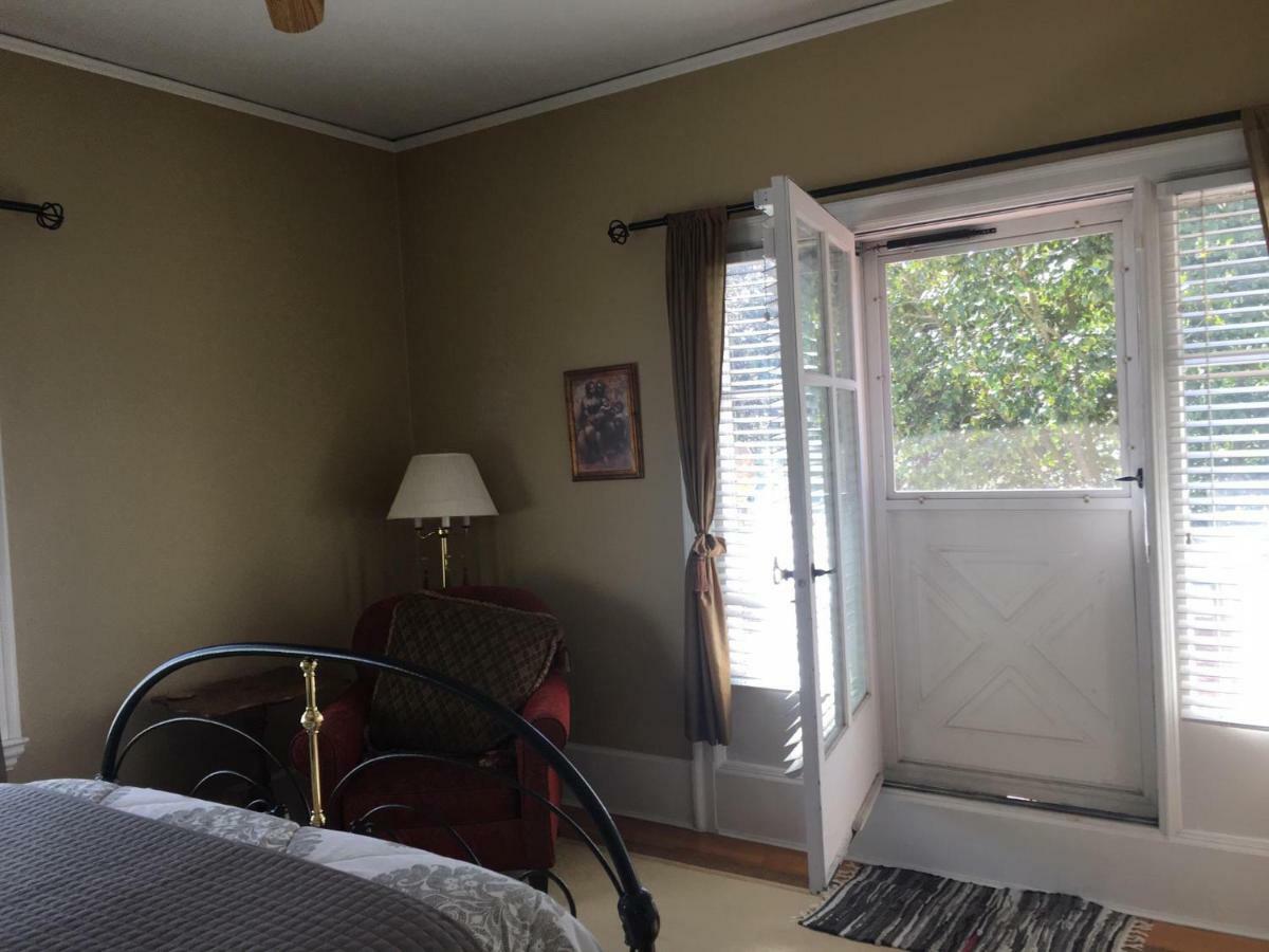 The Villa Bed & Breakfast (Adults Only) Tacoma Rum bild