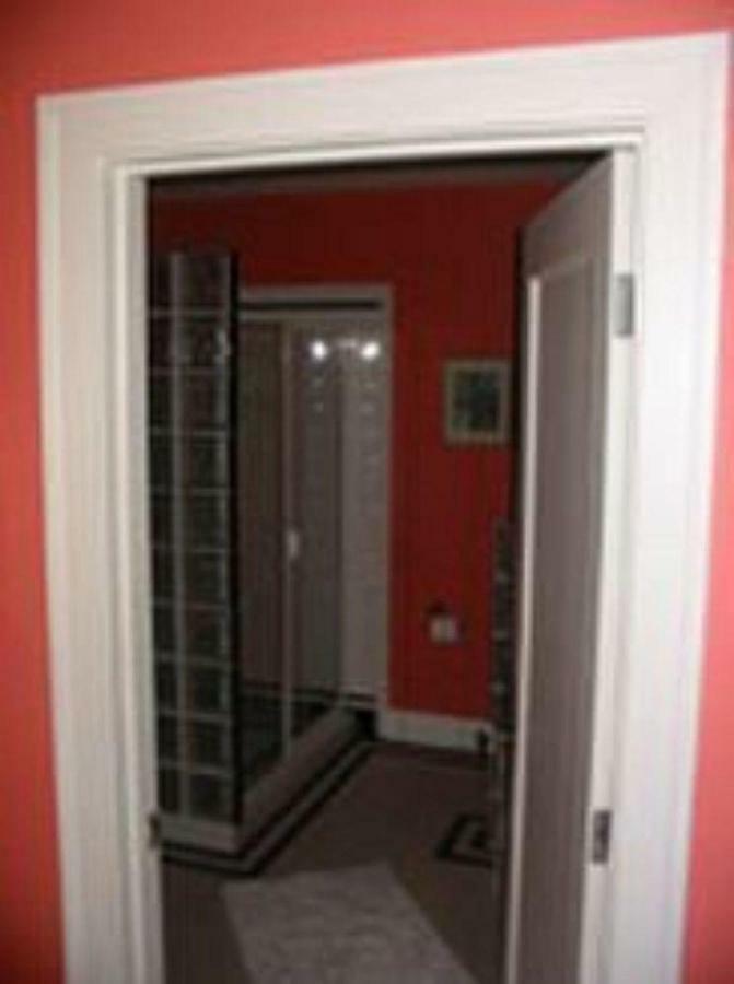 The Villa Bed & Breakfast (Adults Only) Tacoma Exteriör bild