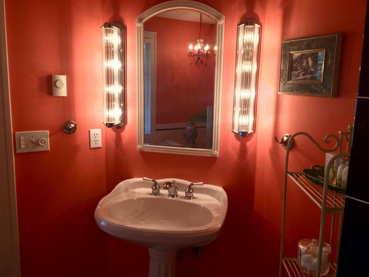The Villa Bed & Breakfast (Adults Only) Tacoma Rum bild
